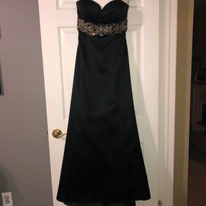 Black prom/wedding dress